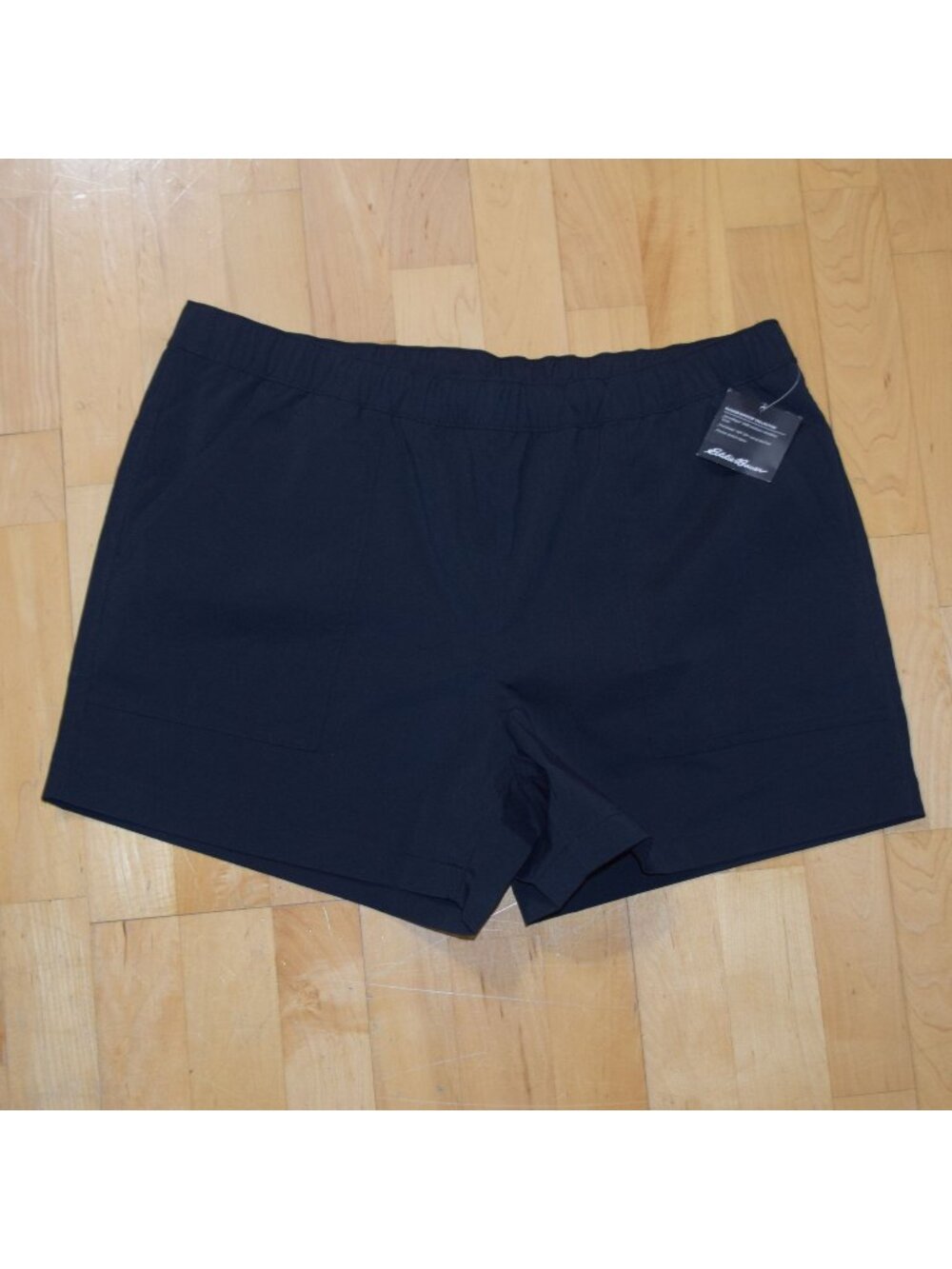 New w Tags! Eddie Bauer Rainier Ripstop Women's Sz L Short Black